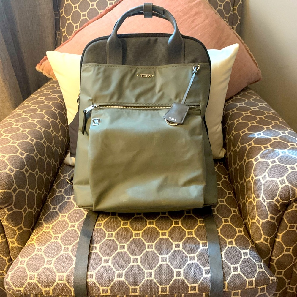TUMI Backpack ( Voyager Essential )